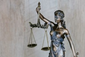 « Ceci n’est pas un marché »: Gratuity and competition law